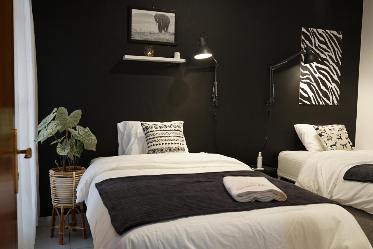 Roemah Renjana Bandung Bed & Breakfast Екстериор снимка