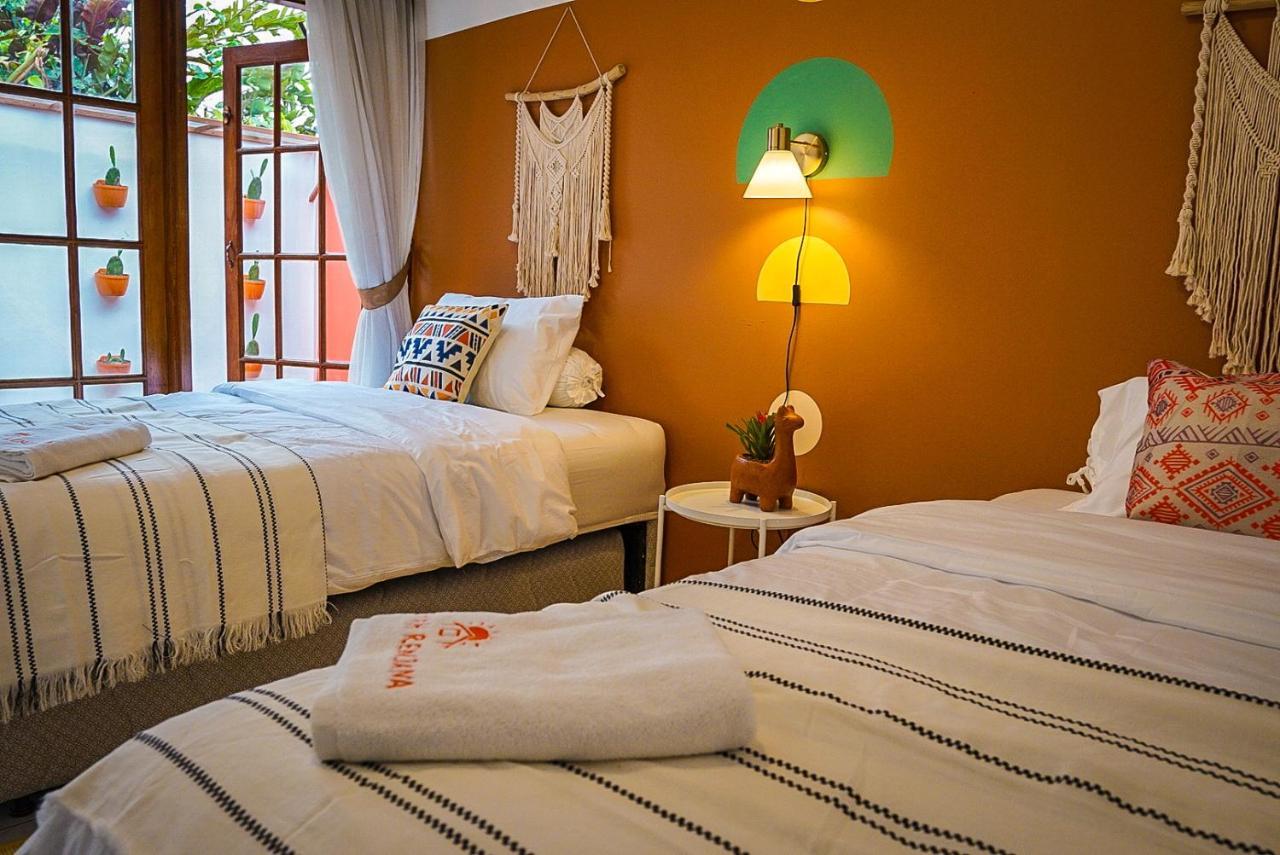 Roemah Renjana Bandung Bed & Breakfast Екстериор снимка
