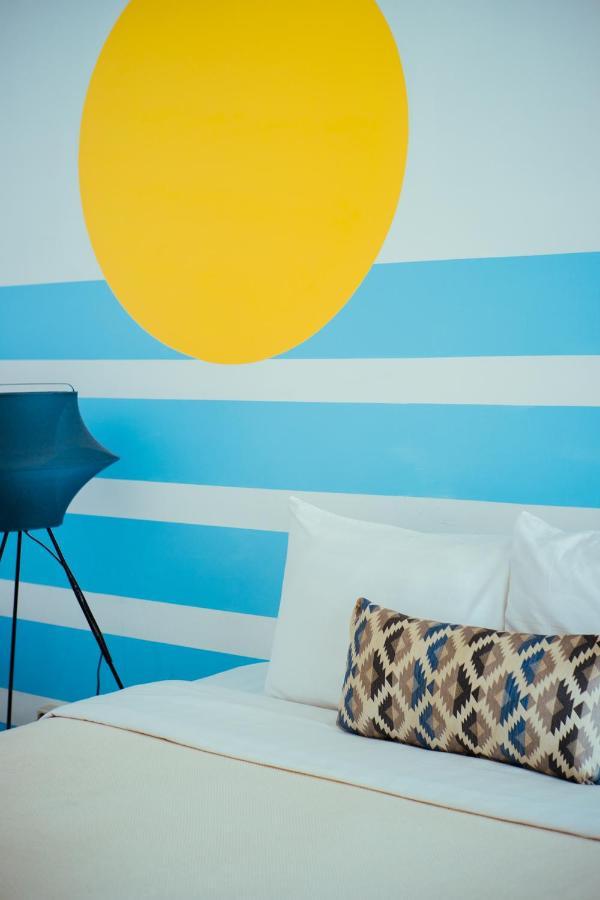 Roemah Renjana Bandung Bed & Breakfast Екстериор снимка